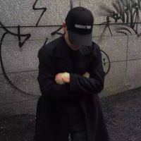 黑白颓废男生头像 卑微似一粒尘埃