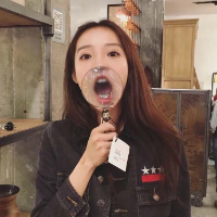 犯二闺蜜头像一左一右 她是我姐们有事吱声
