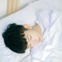 不带字的小清新男生头像 一生深情暖人心