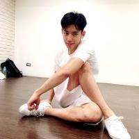 不带字的小清新男生头像 一生深情暖人心