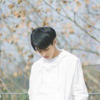 不带字的小清新男生头像 一生深情暖人心