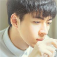 自拍小清新男生头像侧脸