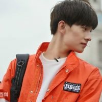 杨洋帅气头像高清照片