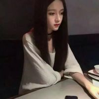 酷酷长头发女生头像 大牌狂傲小淑女