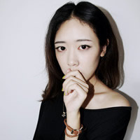 非主流妖娆女生头像 情是堕落的伤