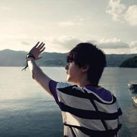 颓废男生背影头像 勾勒不出的背影