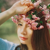 带花的好看的女生头像 谁的等待没有未来