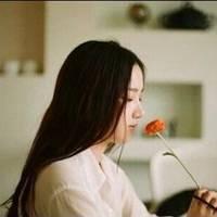 带花的好看的女生头像 谁的等待没有未来