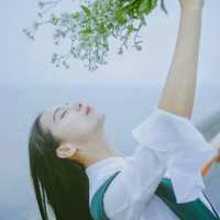 带花的好看的女生头像 谁的等待没有未来