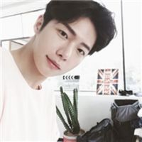 男生qq头像韩版暖男