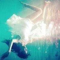 水中意境qq头像女生