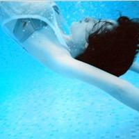 水中意境qq头像女生