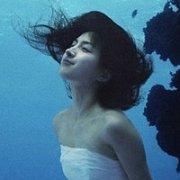 水中意境qq头像女生