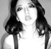酷酷的女生头像外国人 因为偏爱一意孤行