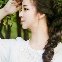 中性风长发唯美意境森系女生头像