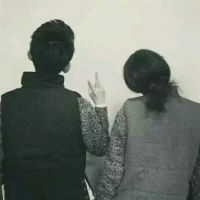 伤感情侣头像一左一右两张 当爱逝去不回头