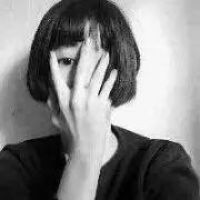 伤感情侣头像一左一右两张 当爱逝去不回头