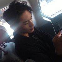 男生灰色头像侧脸韩版
