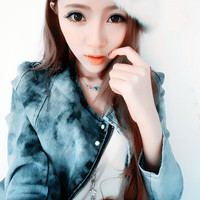 qq女生最新性感冷艳头像 情若花瓣爱似风