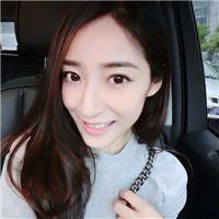 微信头像女生简单气质 你触及不到的最美好