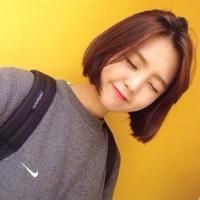 女生头像短发爱笑的女生
