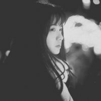 好看的女生头像黑白