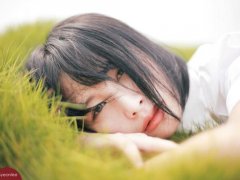 女生伤感唯美图片 有的人是拿来一辈子怀念的！