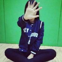 穿情侣装的恩爱情侣头像