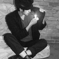 有意境的黑白男生头像