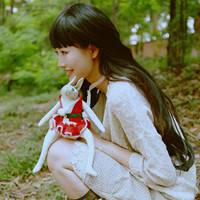 半张脸唯美女生头像