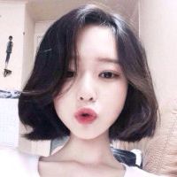 特别霸气的短发女生头像