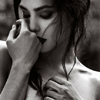 欧美女生复古黑白头像