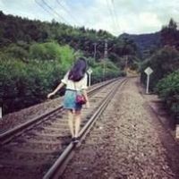 不带字的唯美小清新女生背影头像