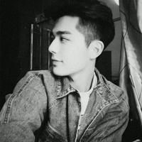 韩范的黑白色男生头像