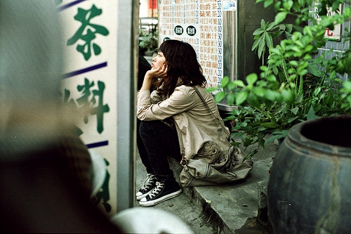 关于坚强的说说带图片
