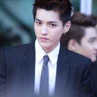 吴亦凡超帅头像 吴亦凡头像帅气冷酷