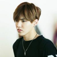 吴亦凡超帅头像 吴亦凡头像帅气冷酷