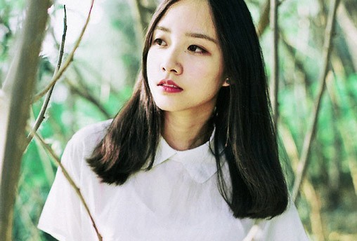 女生单人清纯图片大全