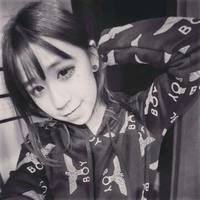 伤感女生头像黑白 黑白伤感女生头像