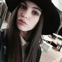 唯美的欧美长发女生头像