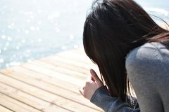 看完哭了的伤感说说大全