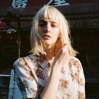 野性十足的欧美妖艳女生头像