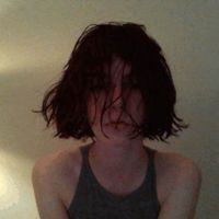 有气质的欧美短发女生头像_漂亮的欧美女生