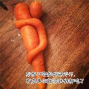 滑稽诙谐的搞笑说说_被游泳圈卡主了