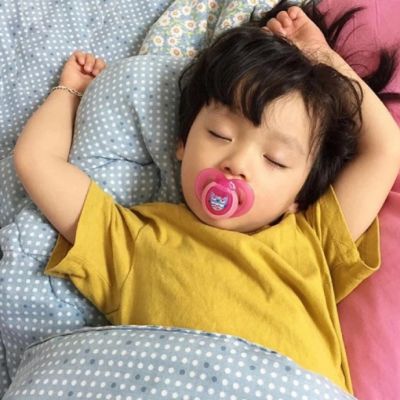 可爱萌娃头像女生   萌娃头像女生搞怪可爱