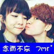 qq情侣头像一男一女带字 天暗下来你就是光