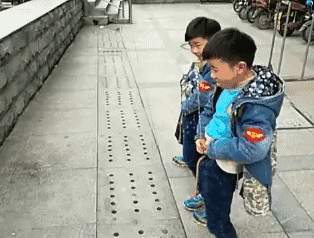 微信搞笑图片笑死人动态图带字