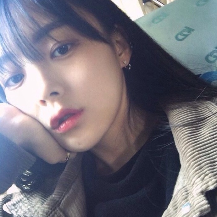 女生伤感图片唯美 伤感的女生图片