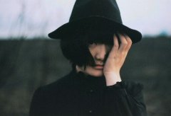 爱情的忧伤的句子_没有不会好的伤