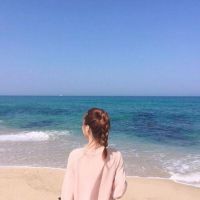 阳光背影女生头像 qq头像女生阳光下背影